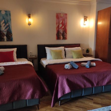 Urban Boutique Hotel Pristina Kültér fotó