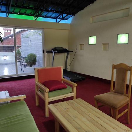 Urban Boutique Hotel Pristina Kültér fotó