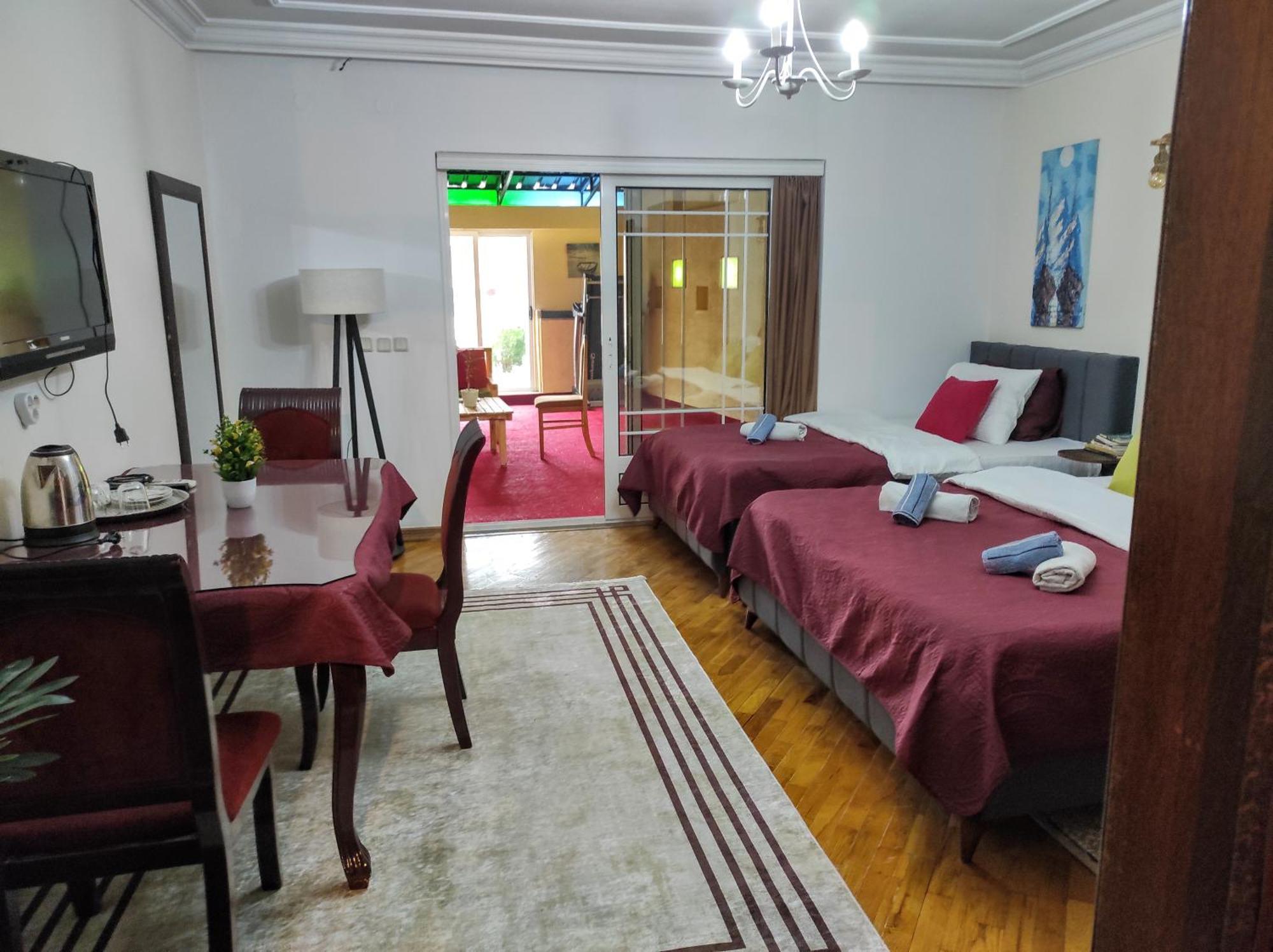 Urban Boutique Hotel Pristina Kültér fotó